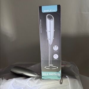 Simple Silver Milk Frother